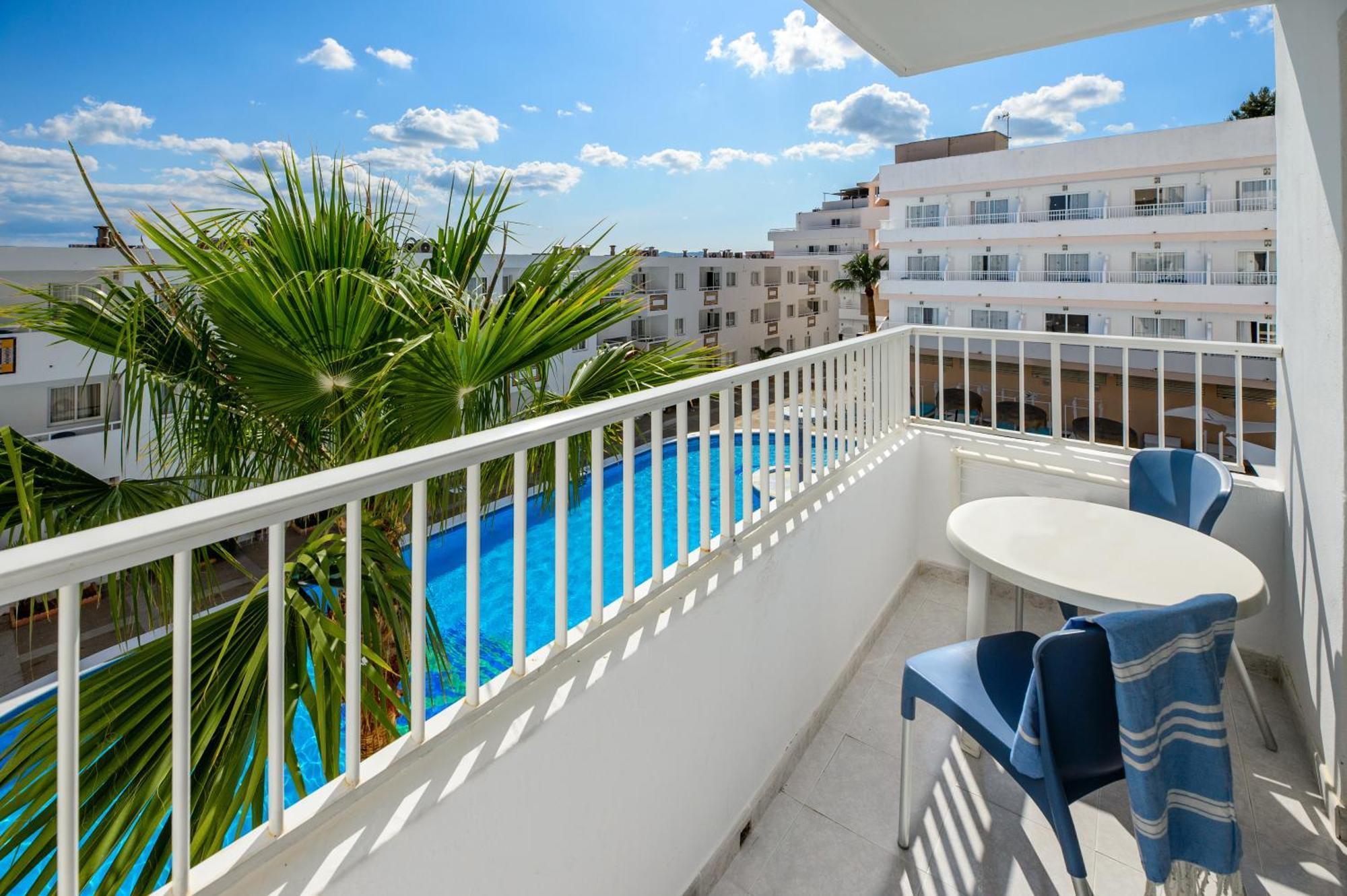 Apartamentos Vibra Tropical Garden Figueretas Exterior photo
