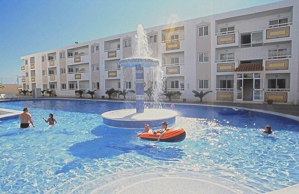 Apartamentos Vibra Tropical Garden Figueretas Facilities photo
