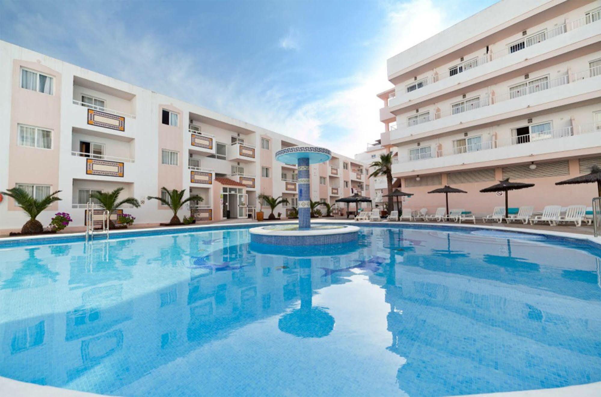 Apartamentos Vibra Tropical Garden Figueretas Exterior photo